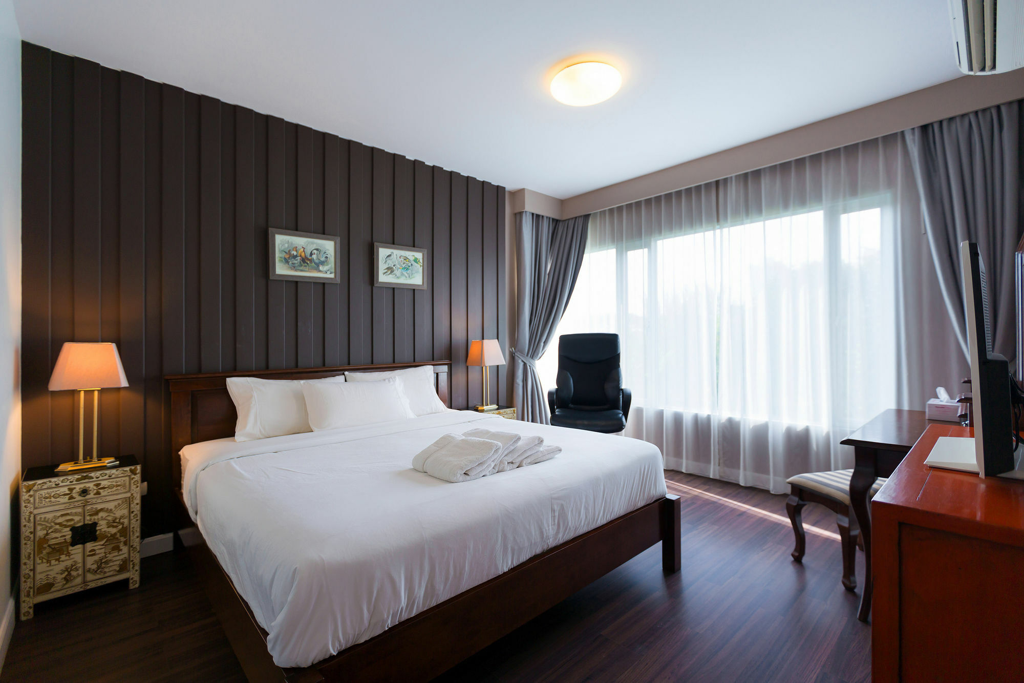 Apartment Baan Sanploen Beachfront Hua Hin