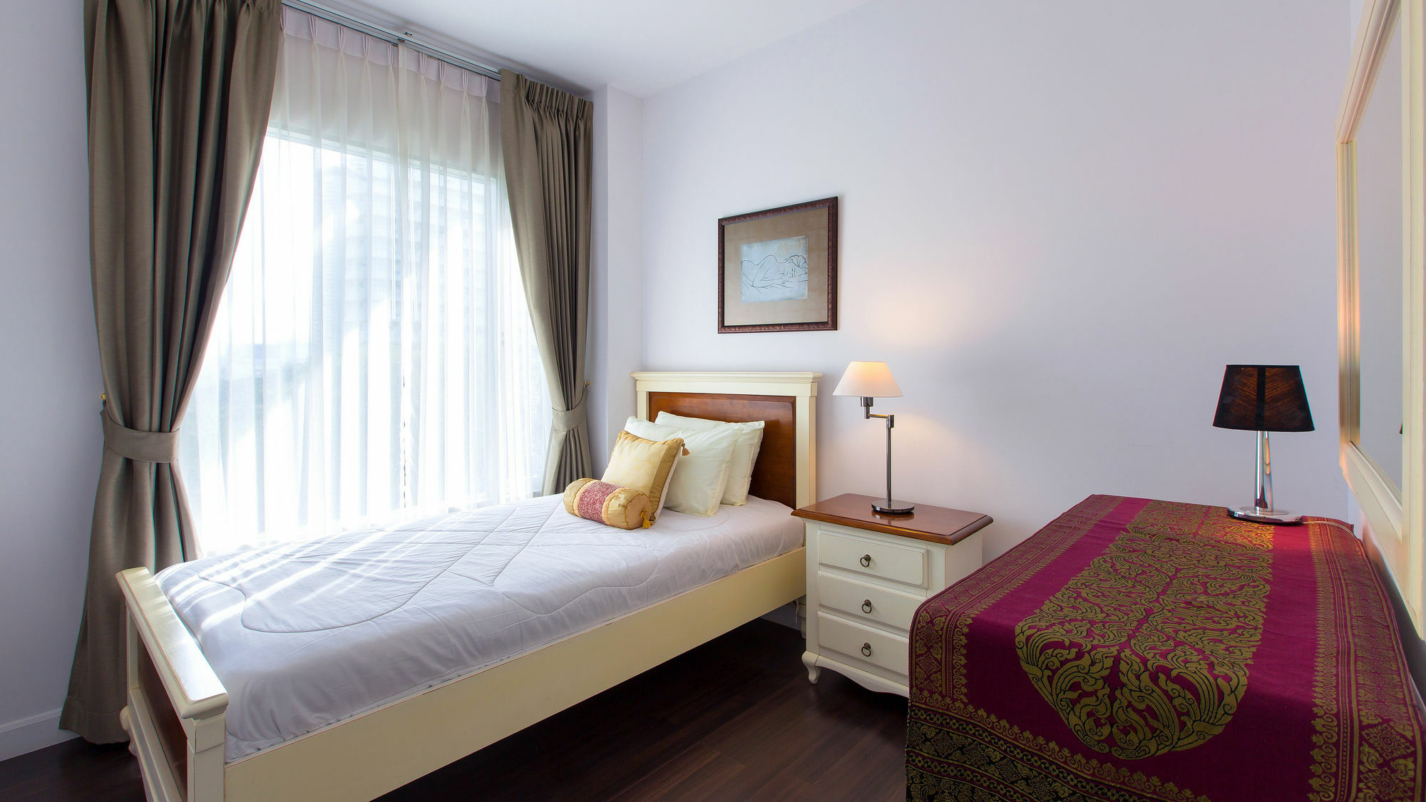 Baan Sanploen Beachfront *