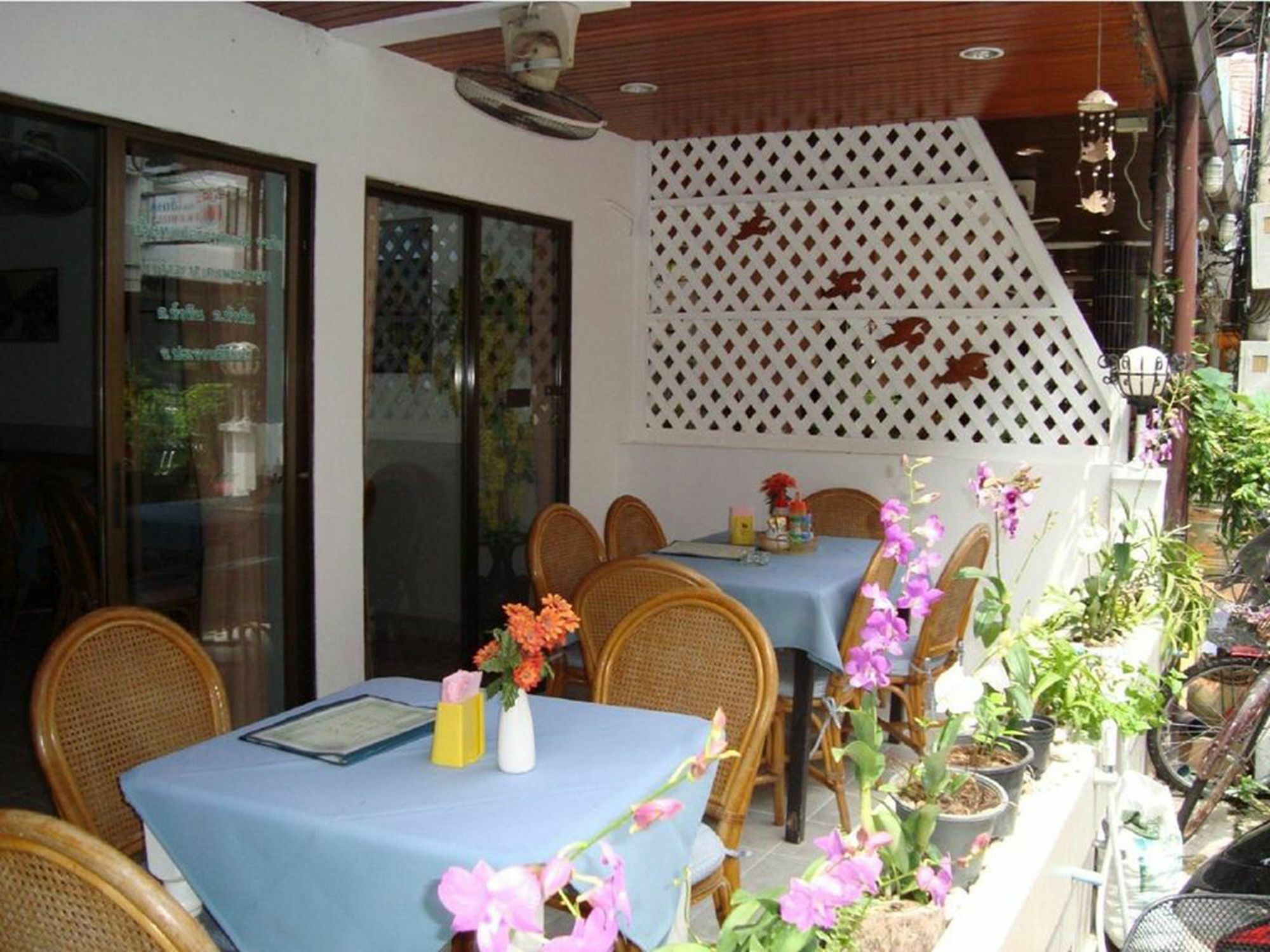 Hostel A&b
