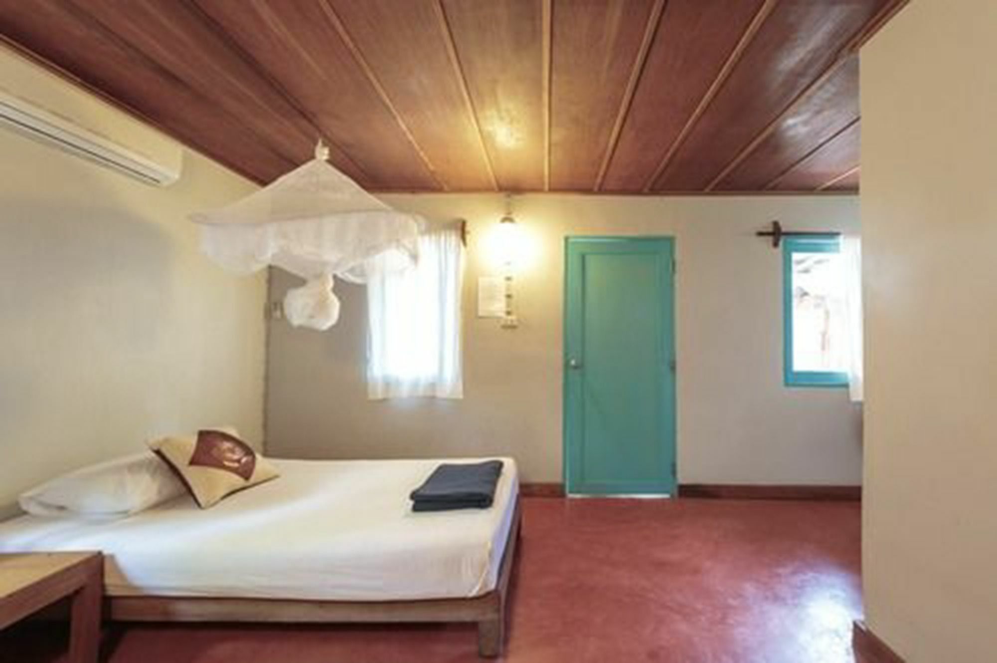 Free House Resort