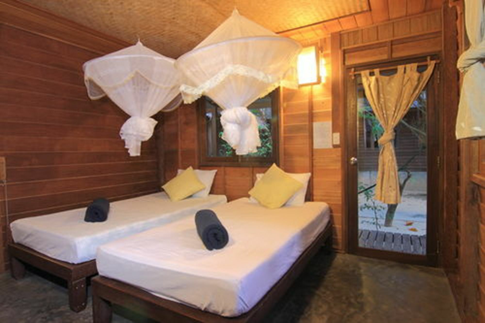 Free House Resort