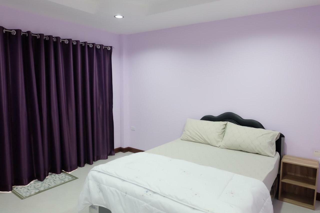 Thippawan Resort Ko Si Chang