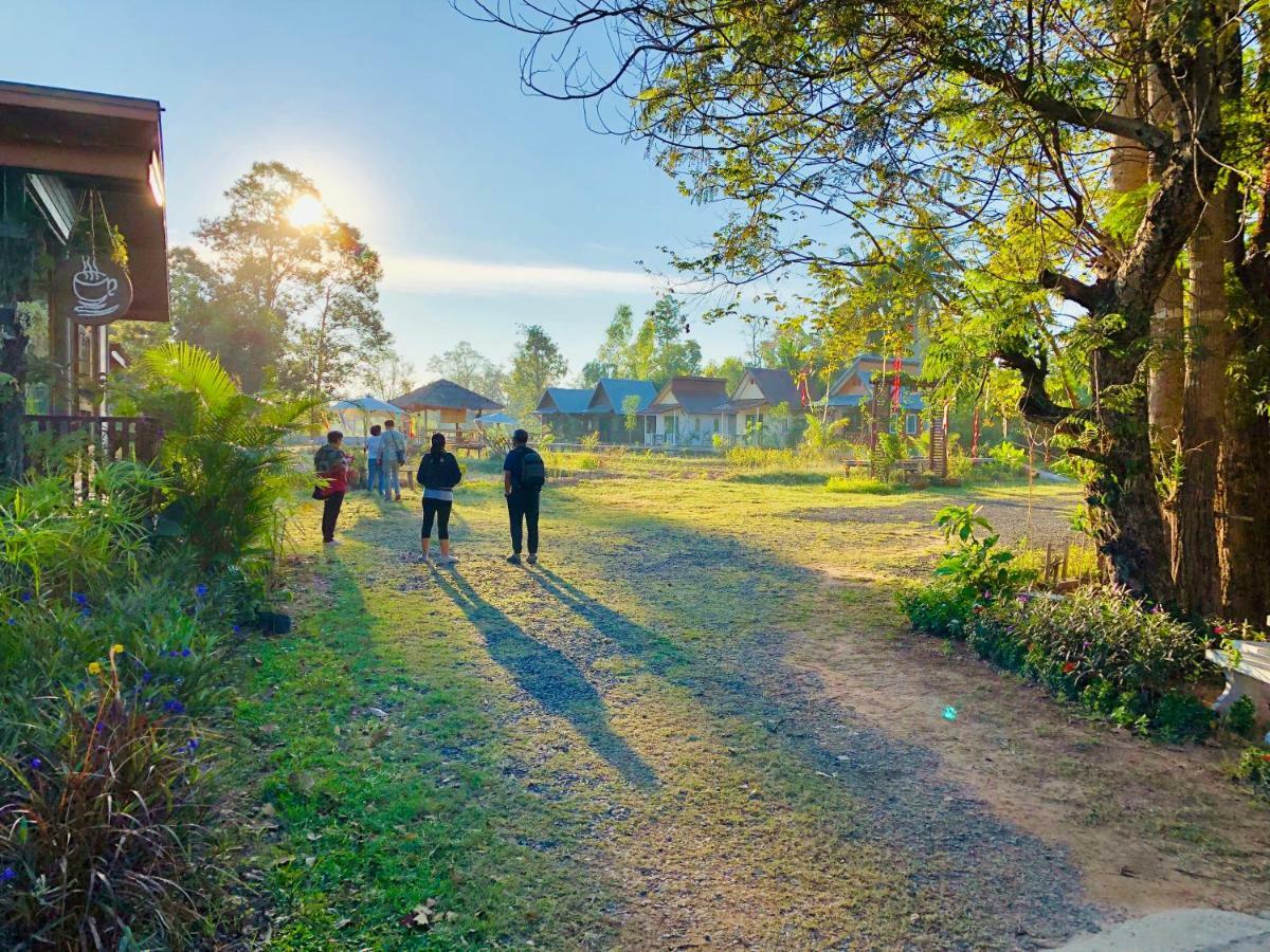 Baan Thung * Prasat