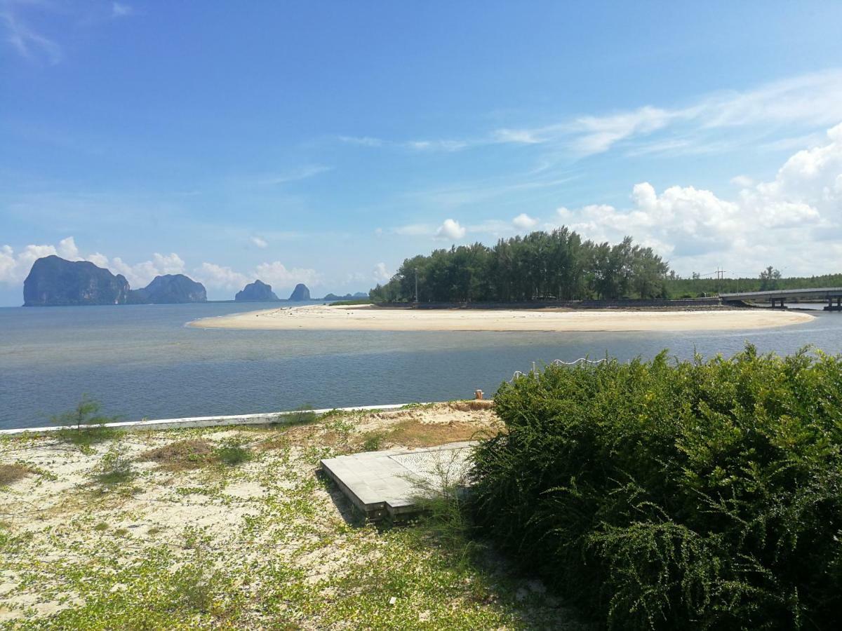 Blue Shore 3*