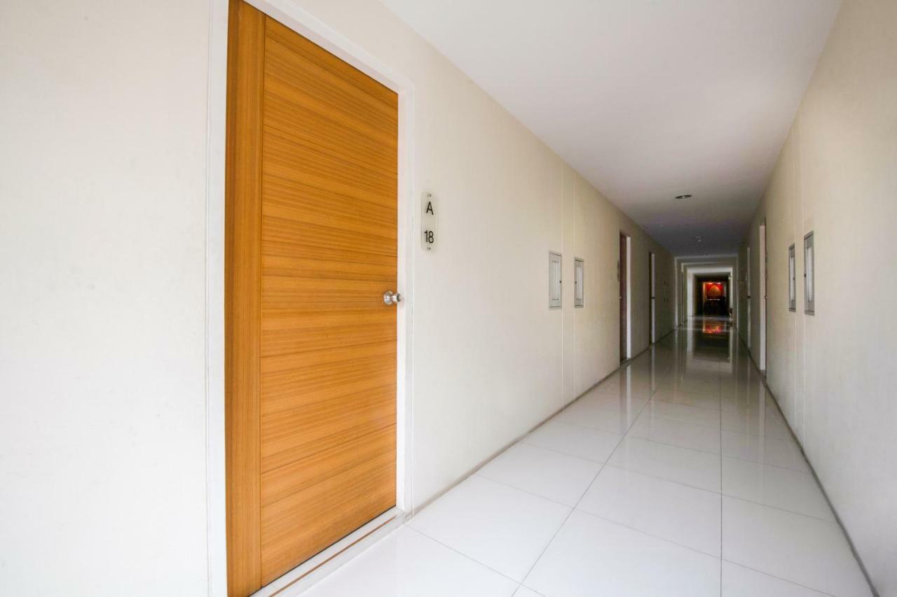 Oyo 306 Paradise Park Laemchabang 2* Si Racha