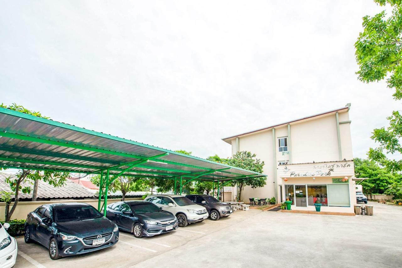 Hotel Oyo 306 Paradise Park Laemchabang Si Racha
