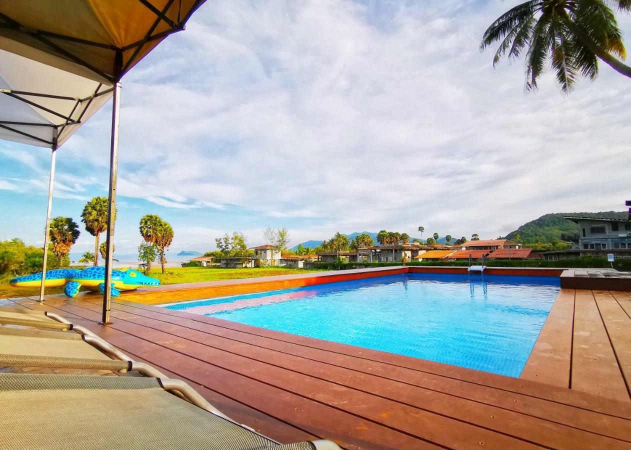 Anissa Koh Yao Yai *