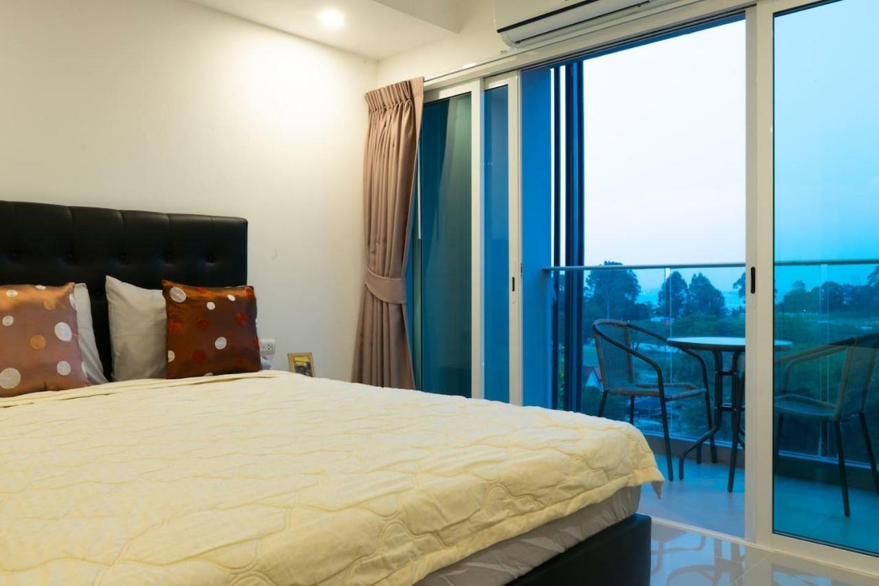 Cozy Seasaran Sattahip