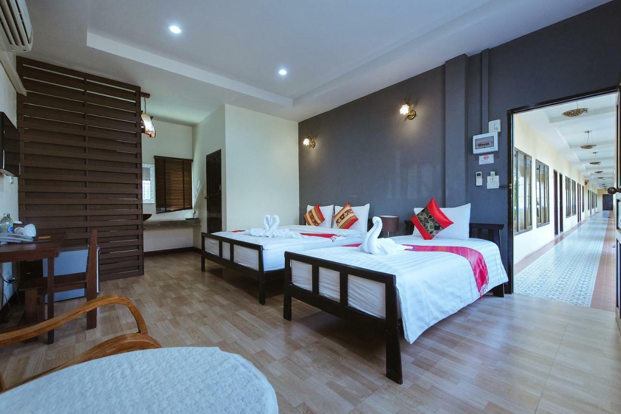 Hotel Park & Pool 3*