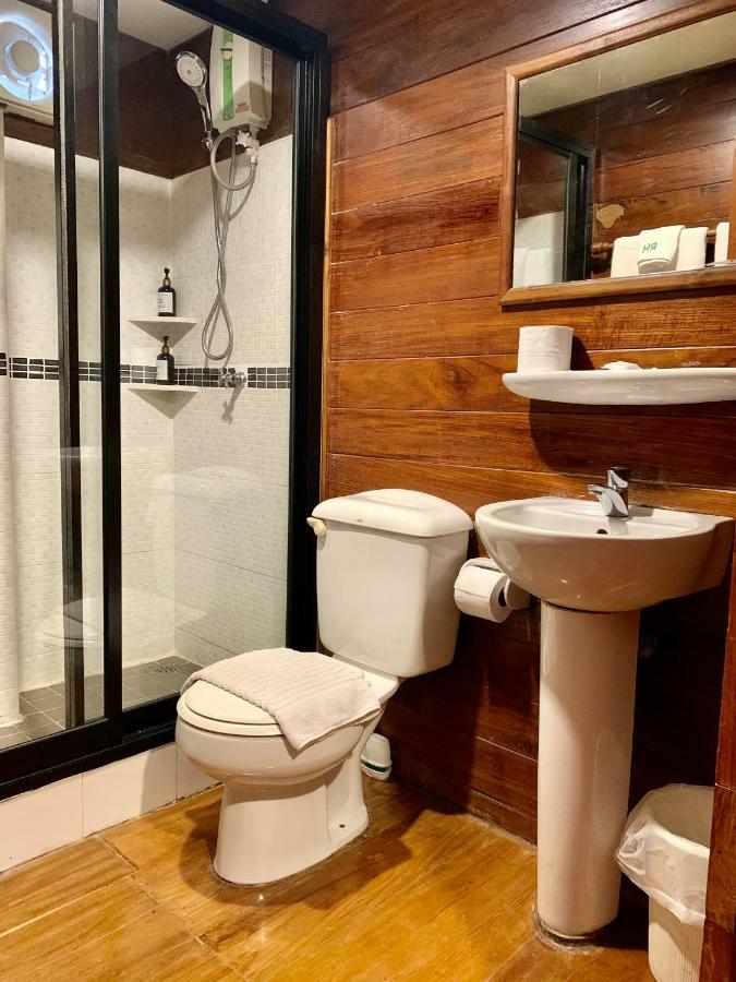 Resort Riverhouse-the Teak House