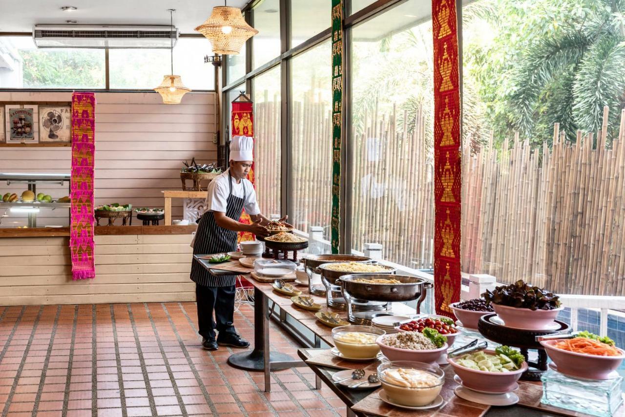 Woraburi & By The River 4*
