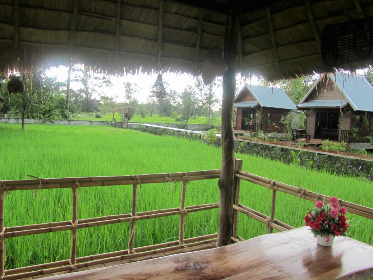 Baan Thung * Prasat
