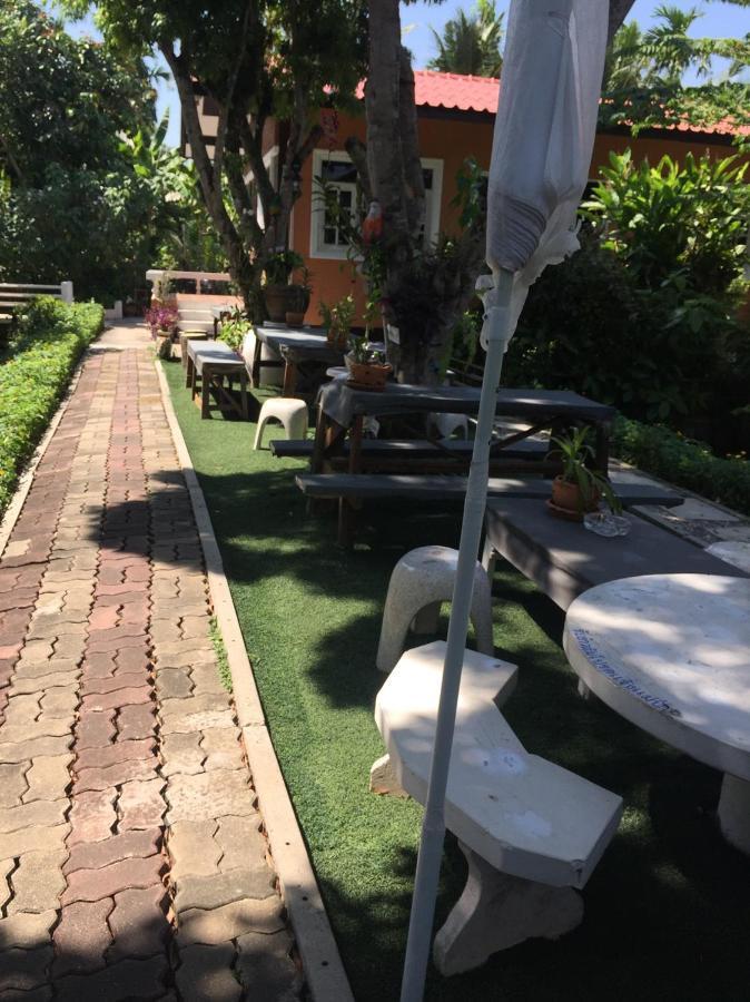 Meephawa Resort Amphawa