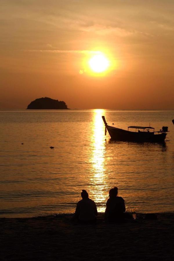Adang Sea Divers & Eco Lodge