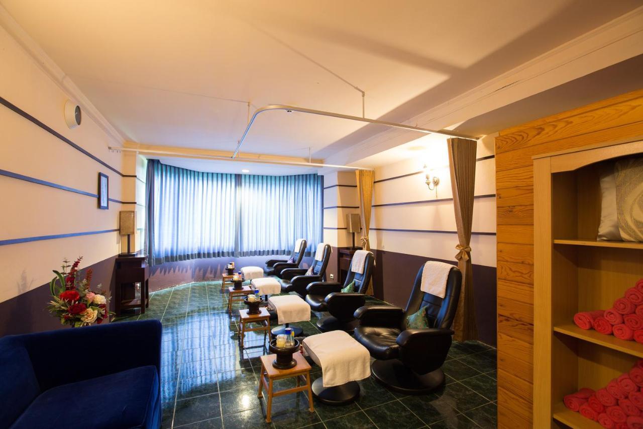 Hotel The Imperial & Convention Centre 4*