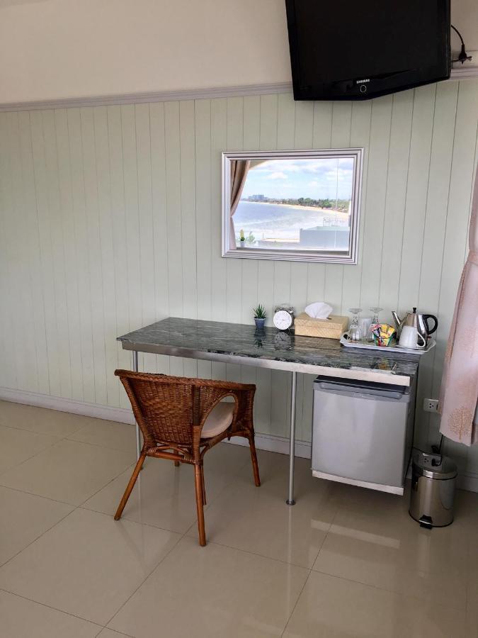 Pierview Inn *