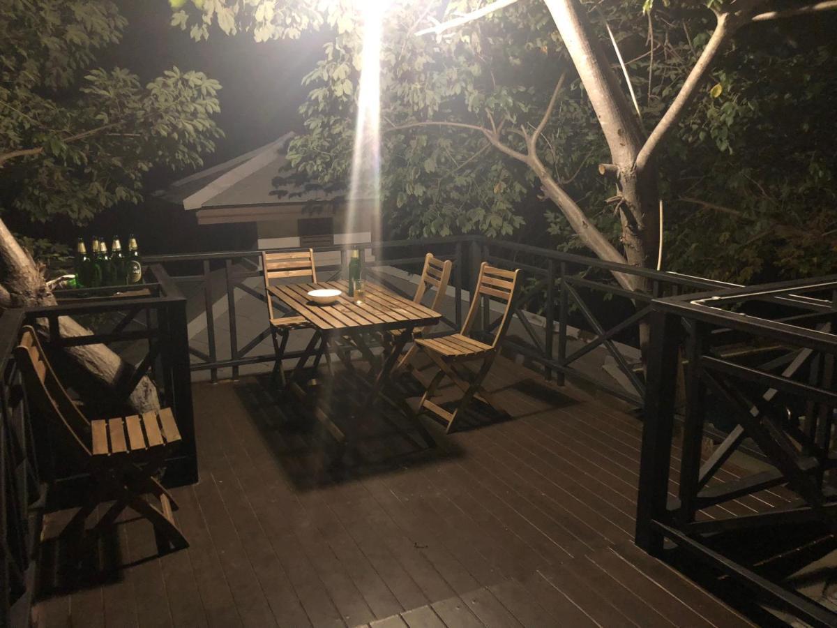 Guest house Jung Ja Hut Sai Yok