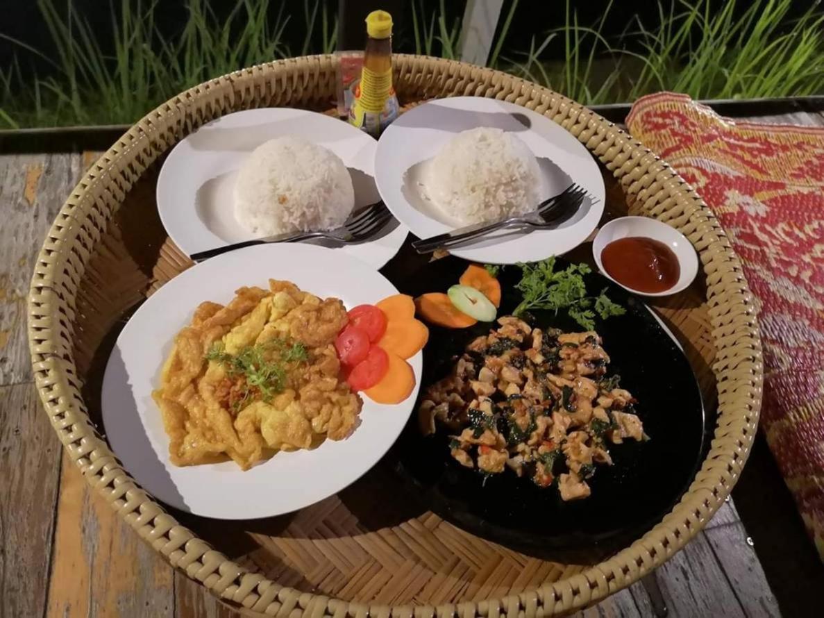 Nok Chan Mee Na Resort