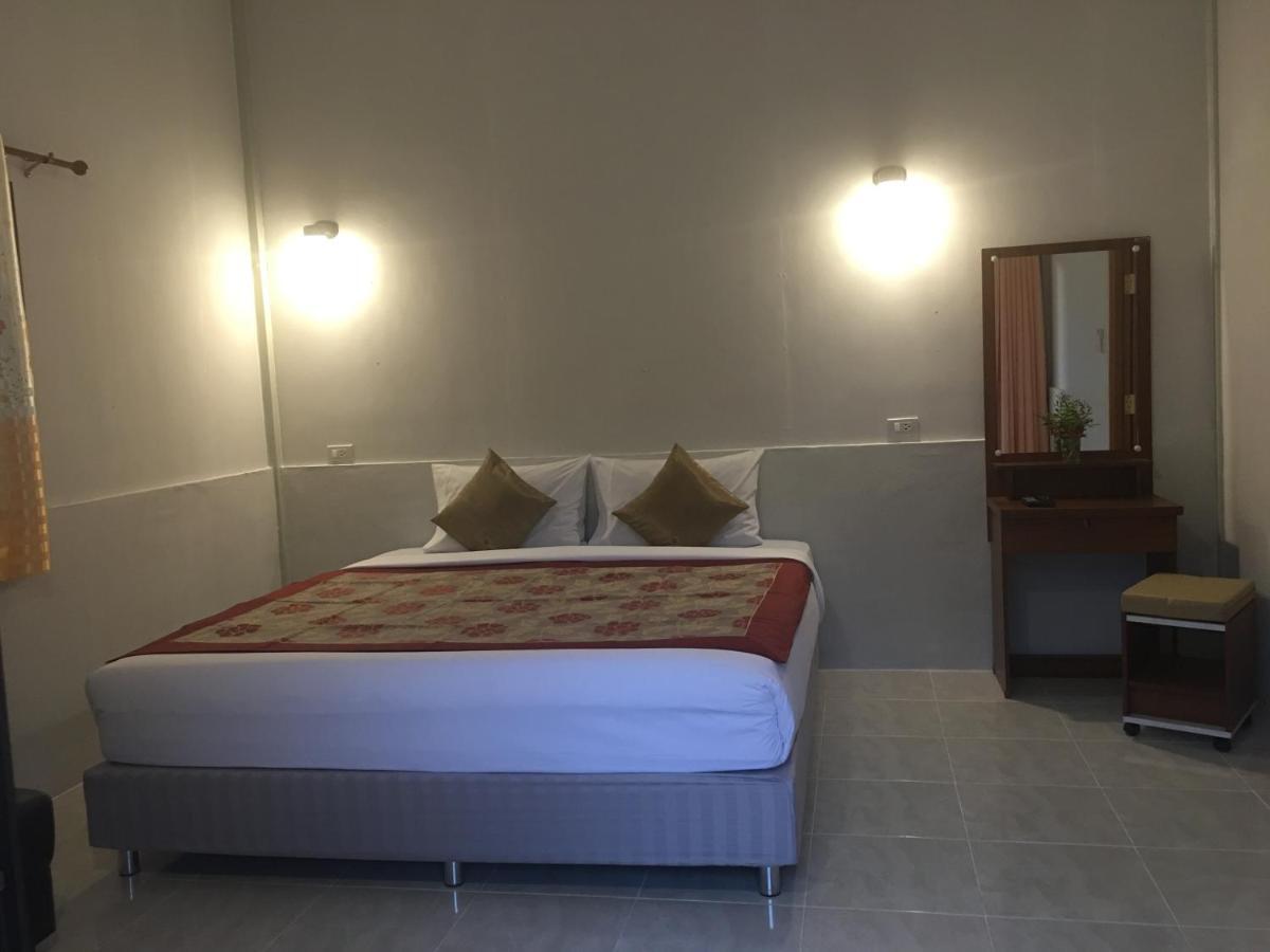 Khao Sok Evergreen House Holiday park *