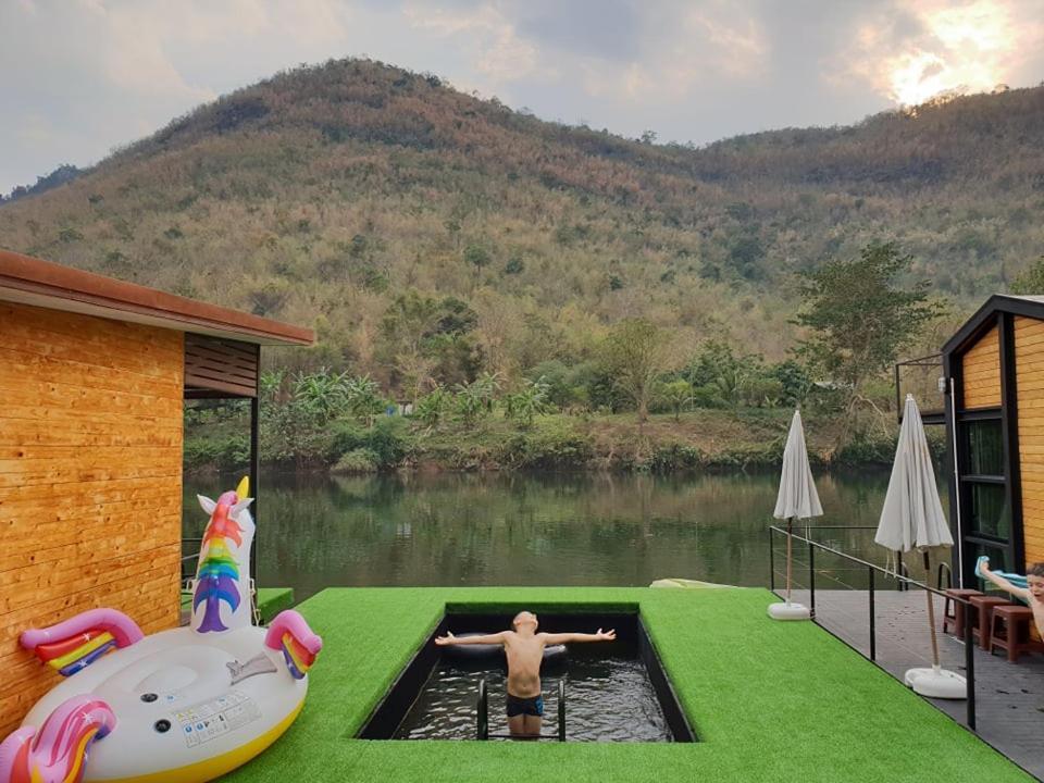 Resort Baan Krupong Ban Tha Thong Mon