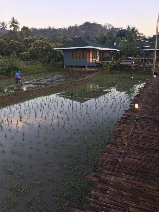 Nok Chan Mee Na Resort