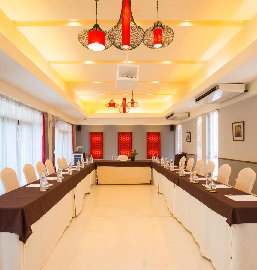 Red Ginger Chic - Sha Extra Resort