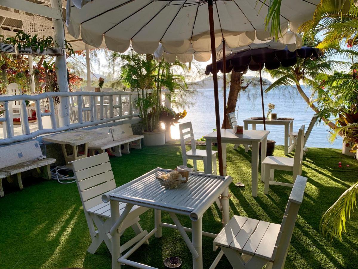 Coconut Country house