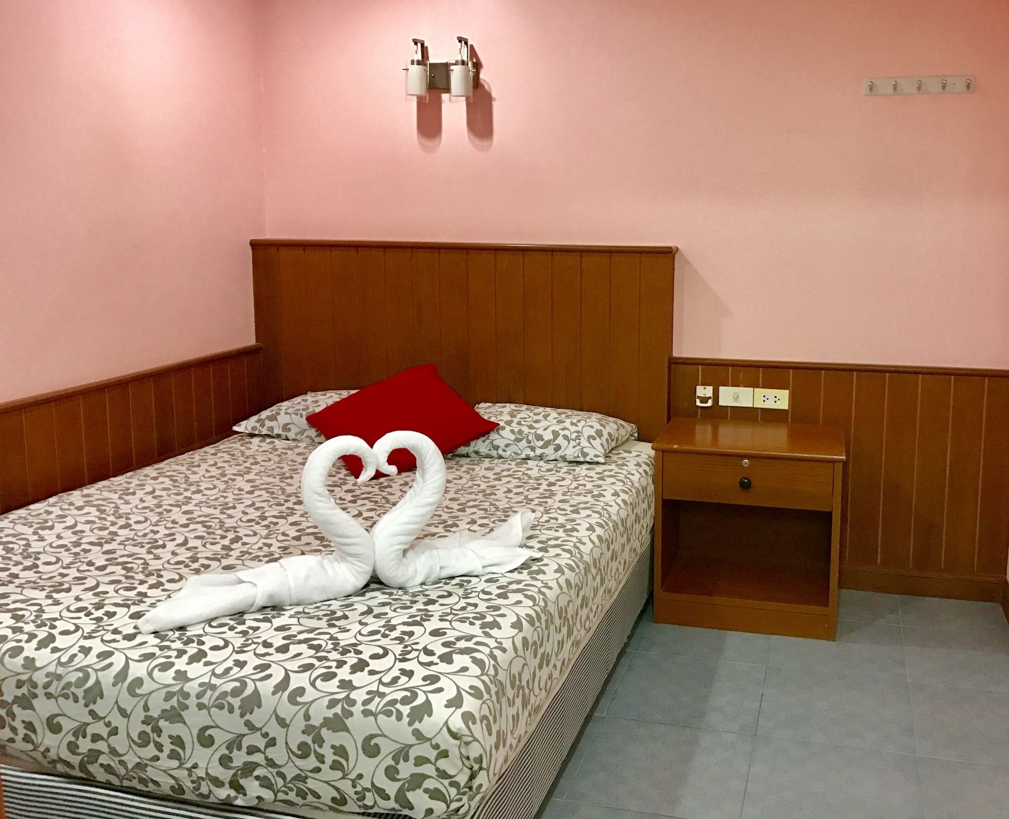 The Cha Am Hotel Cha-Am