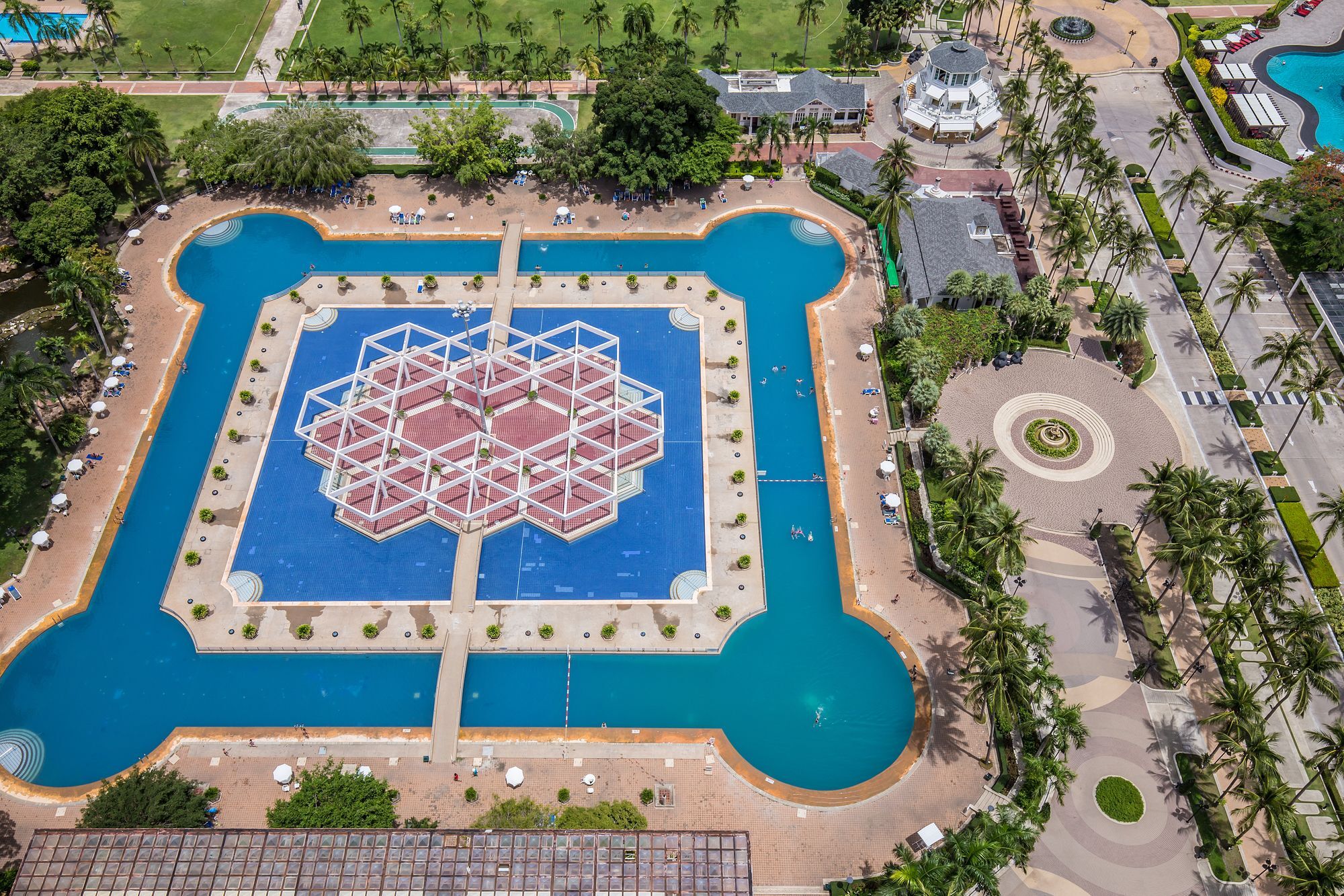 Ambassador Jomtien Wing Hotel
