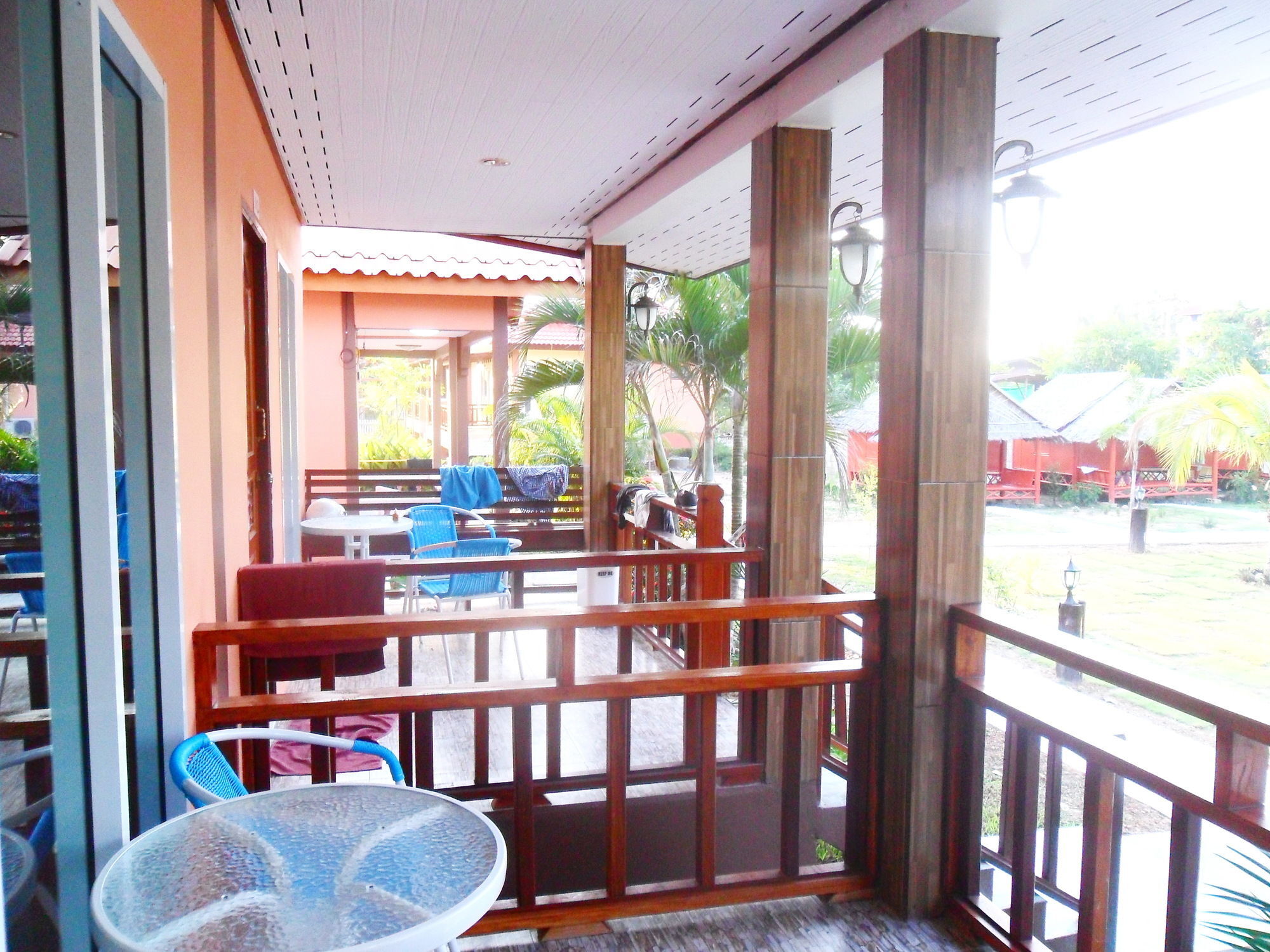 Resort Lanta Riviera - Sha Certified
