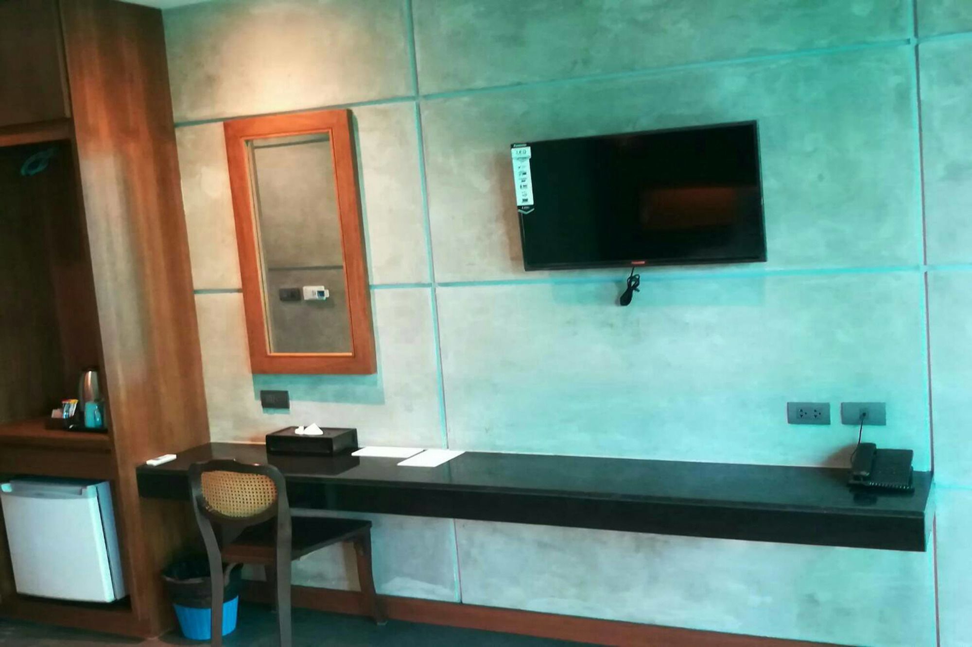 J4 Samui Hotel