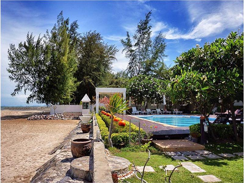 Hotel Chez Nous Boutique 3*