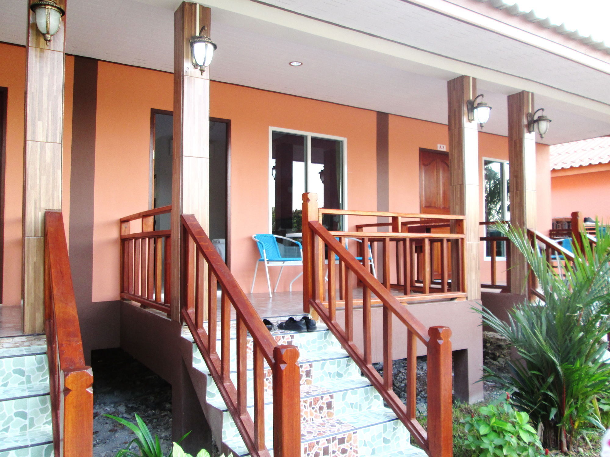 Resort Lanta Riviera - Sha Certified 3*