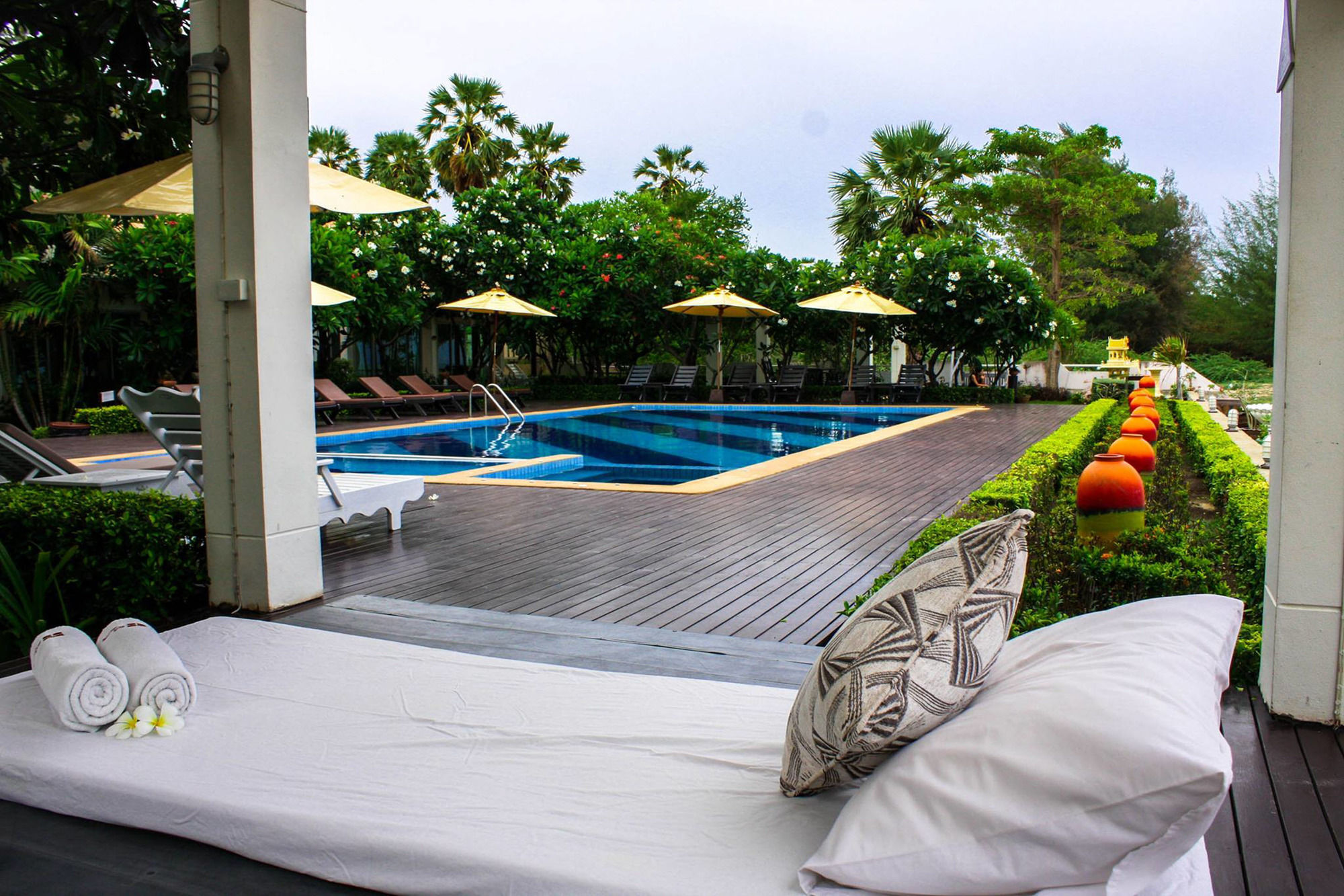 Hotel Chez Nous Boutique Haad Chao Samran