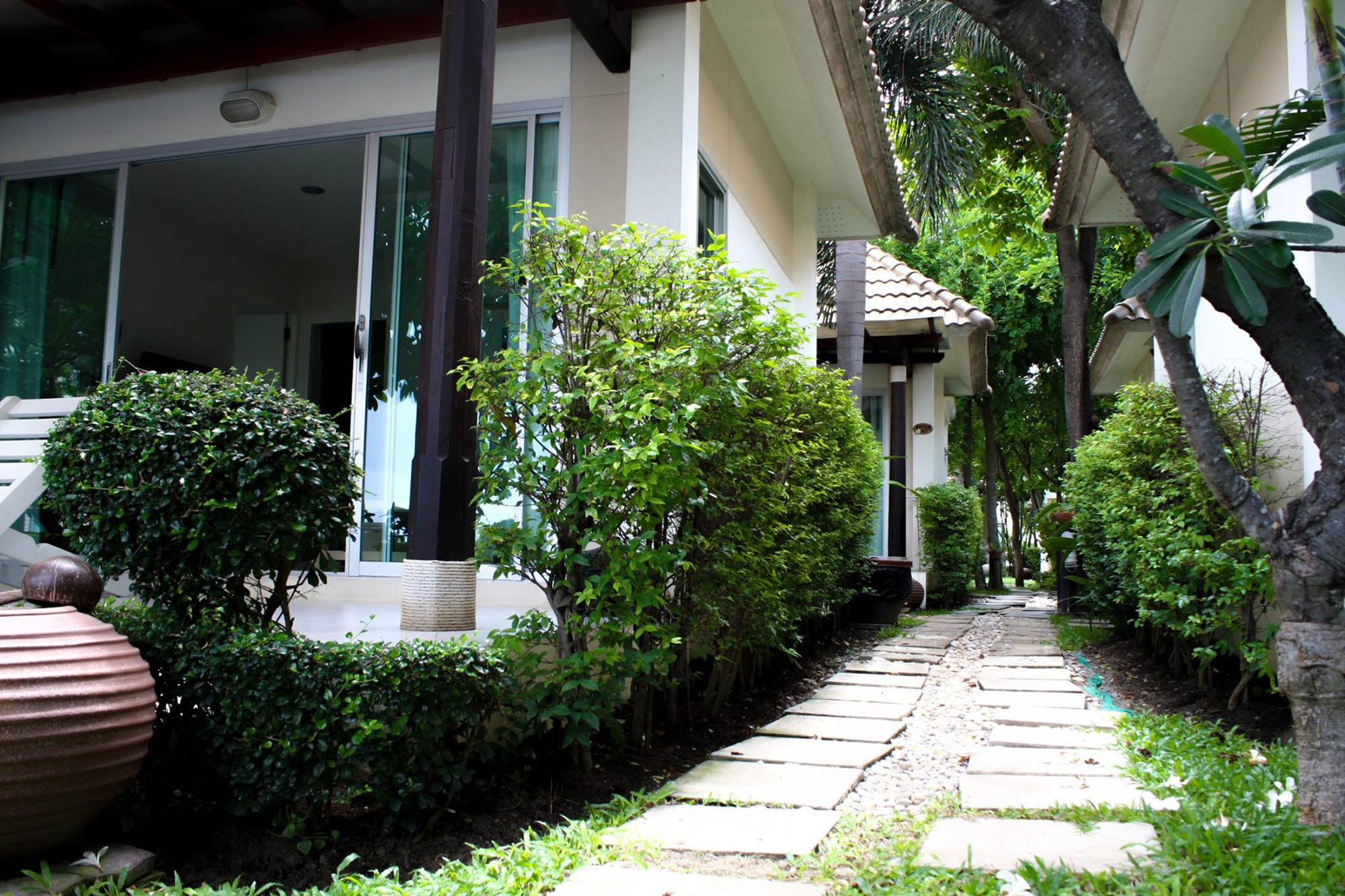 Hotel Chez Nous Boutique Haad Chao Samran