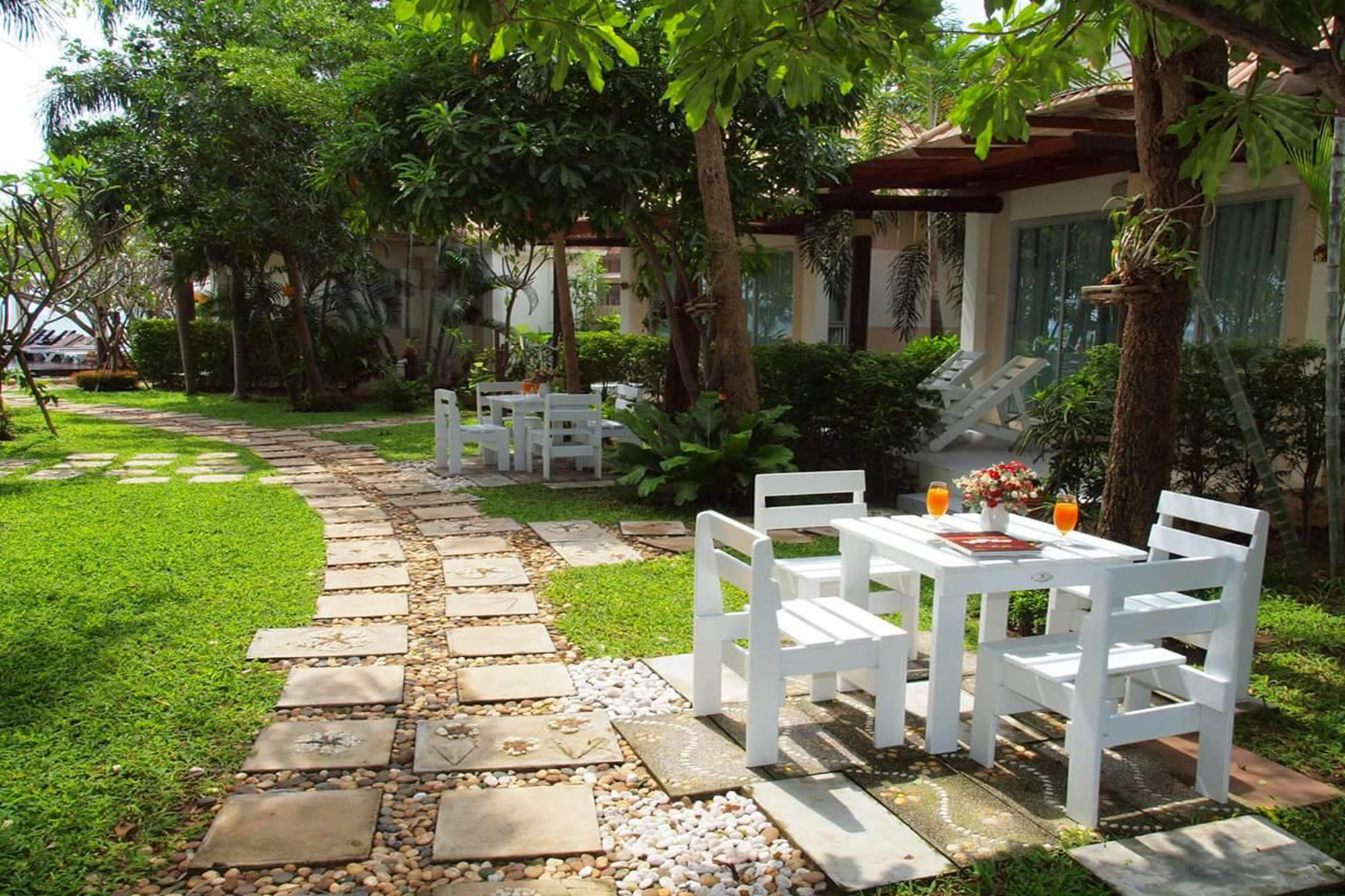 Chez Nous Boutique Hotel