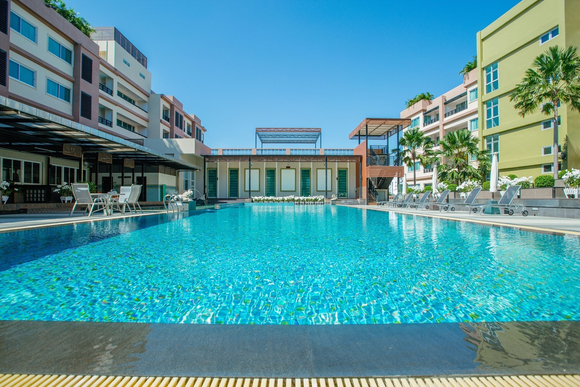 Jasmine Sriracha Hotel