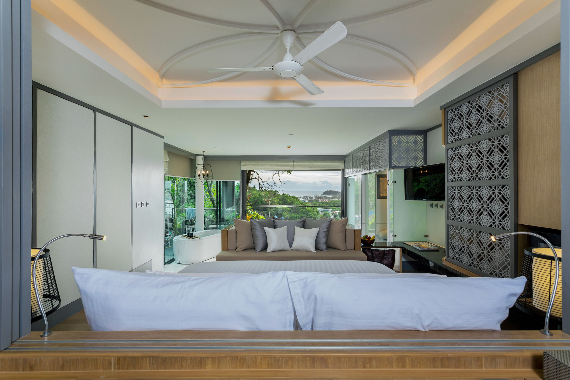 Hotel The Hermitage Kata-phuket 5*