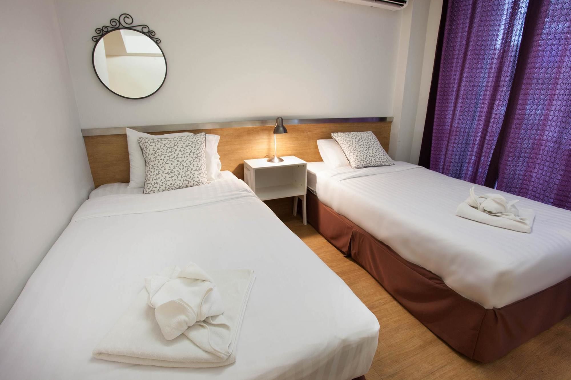 Hotel Pinehouse Phuket 3*