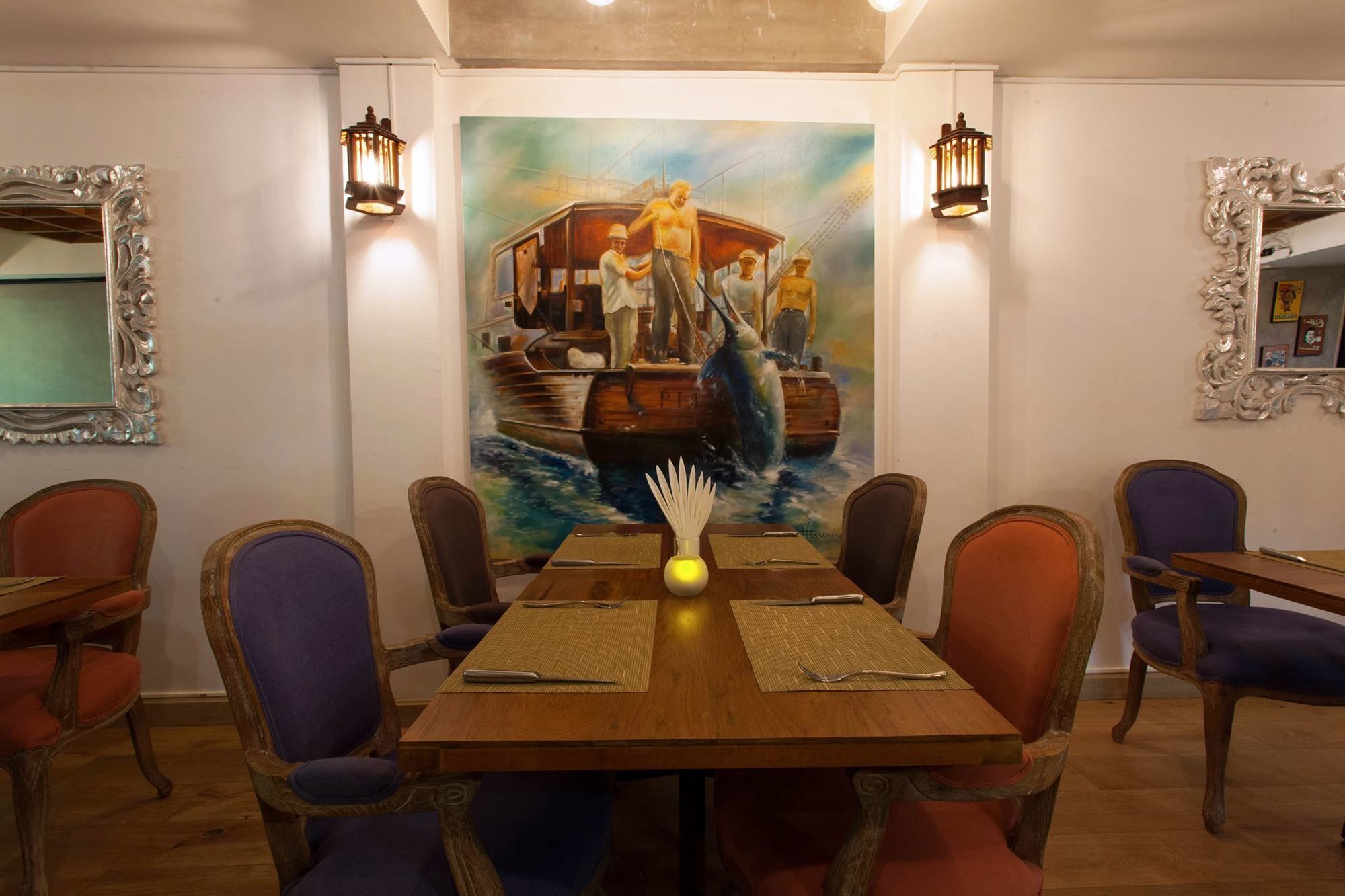 Pinehouse Phuket Hotel Rawai
