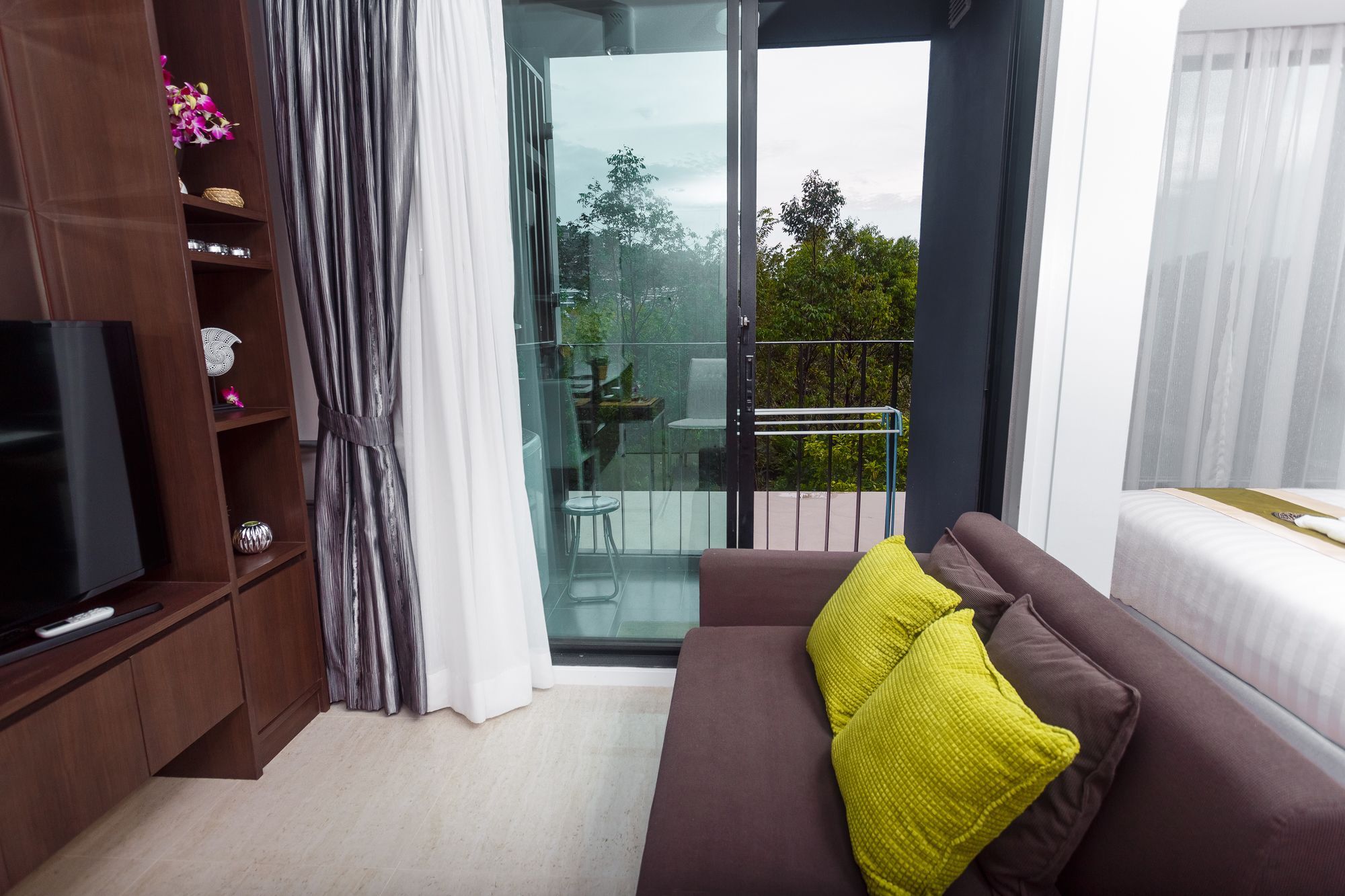 The Aristo 420 Resort
