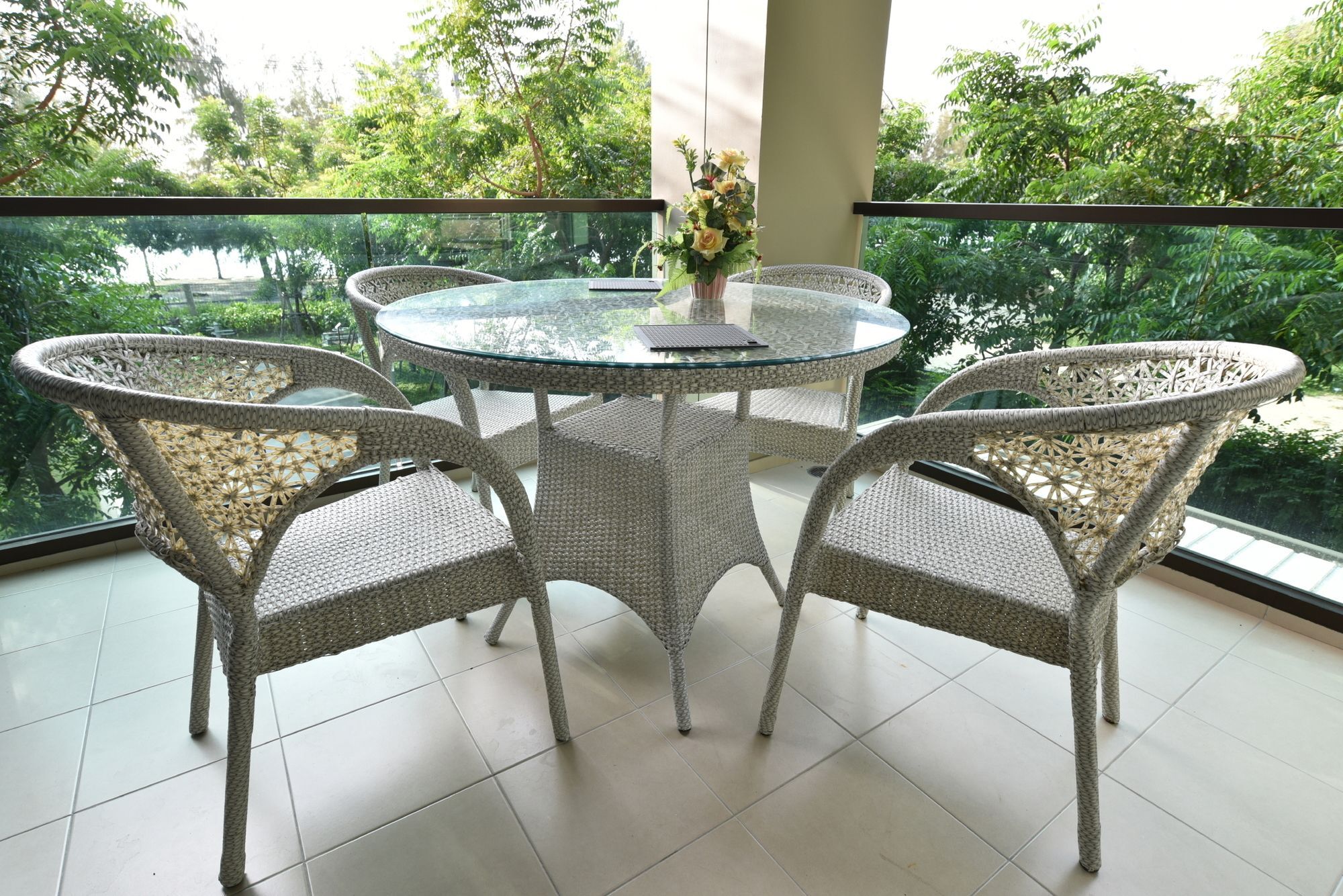 Apartment Lumpini Park Ban Hup Kaphong