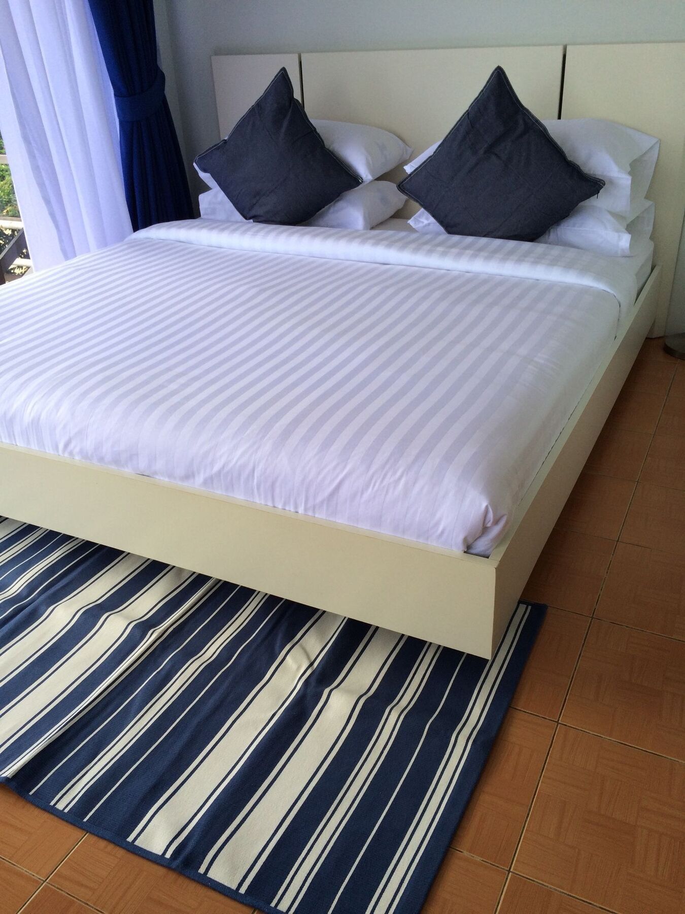Chomtalay Resort Laem Phak Bia