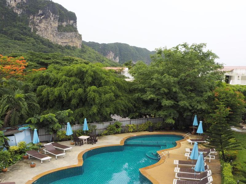 Hotel The Palace Aonang 2*