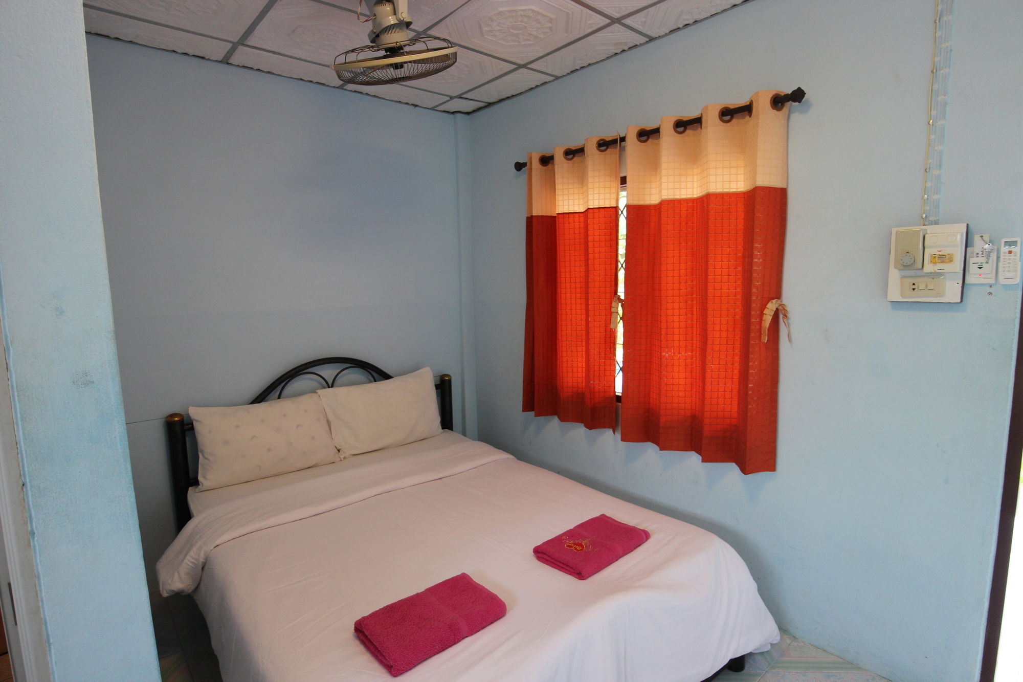 Gypsy Bungalow- Island Inn *