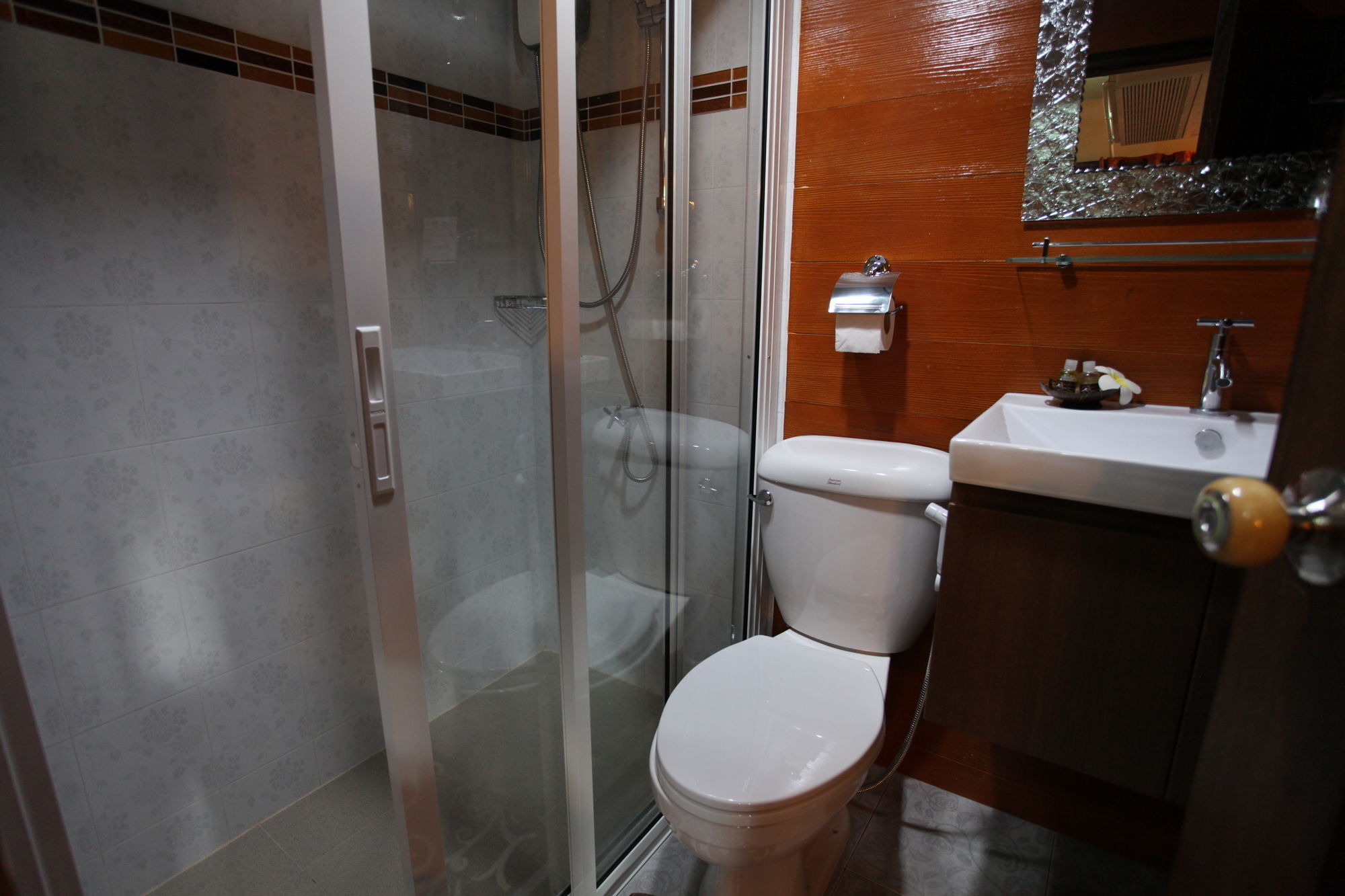 - Adults Only Ao Nang