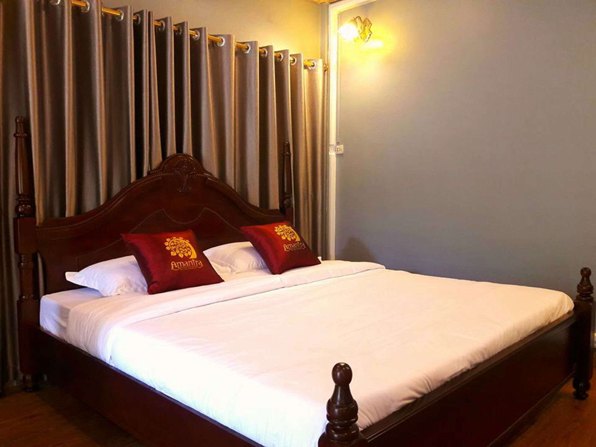 Amantra & Village 3* Surat Thani