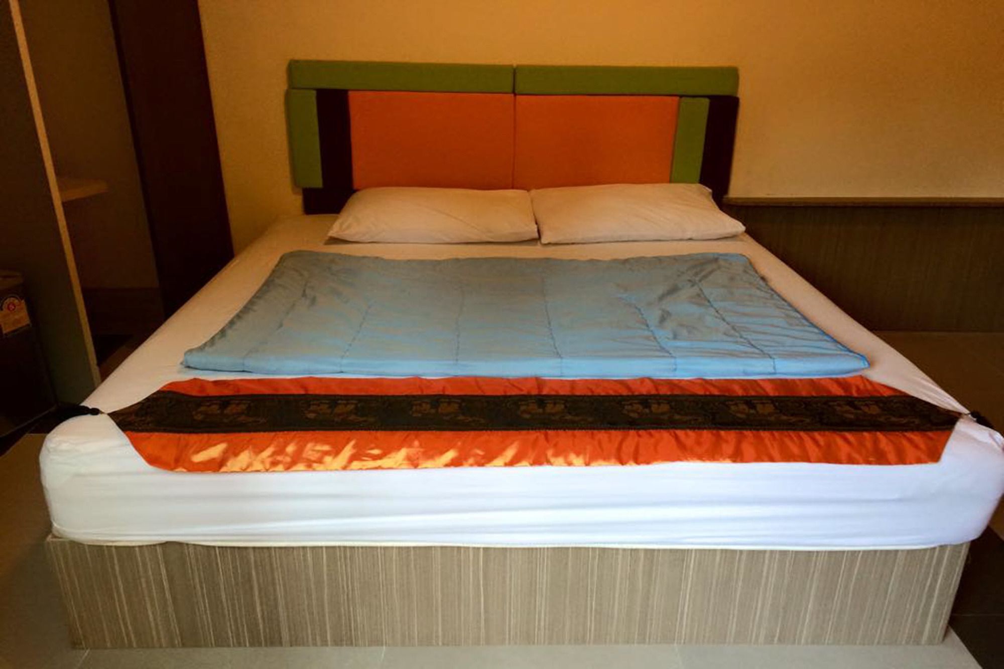 Inn Oyo 276 The Chonburi