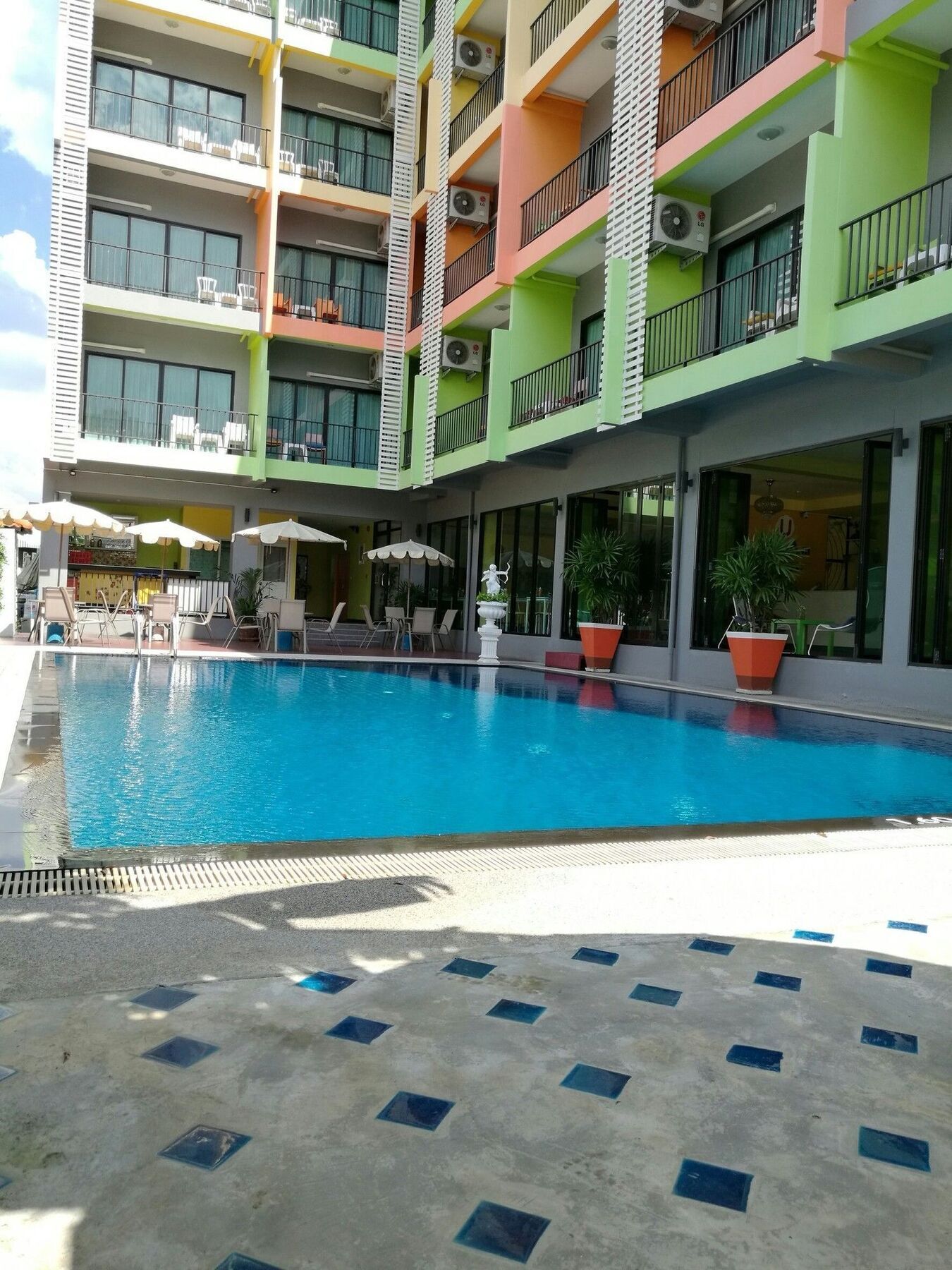 Hotel Oyo 75367 Ud Pattaya 4*