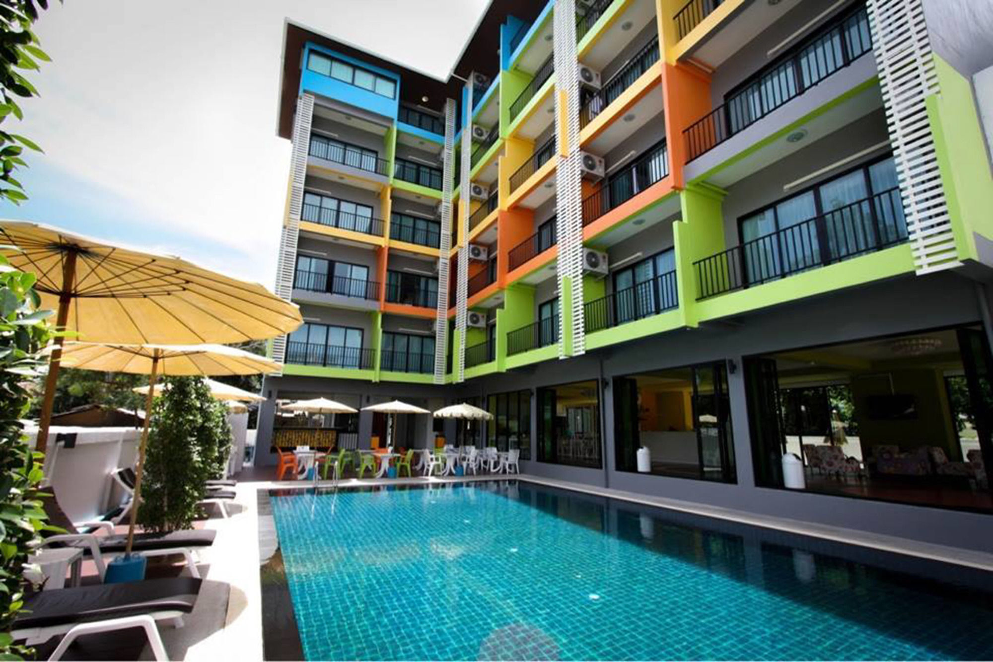 Hotel Oyo 75367 Ud Pattaya 4*